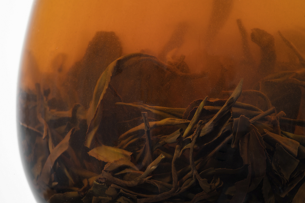 Черный апрель