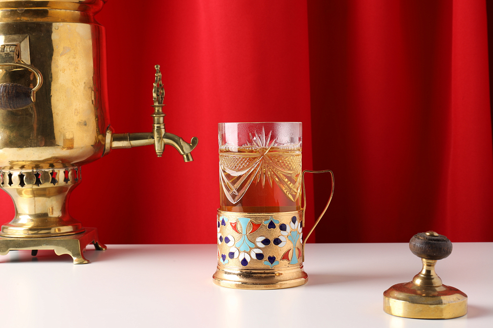 Чёрный с шалфеем